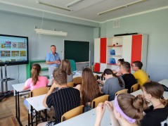 Проведено занятие по безопасности с детьми лагеря труда и отдыха «Ровесники»  МБОУ СОШ № 68 посёлка Колосистого