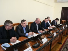 В Краснодаре обсудили готовность всех служб к пропуску паводковых вод и пожароопасному сезону