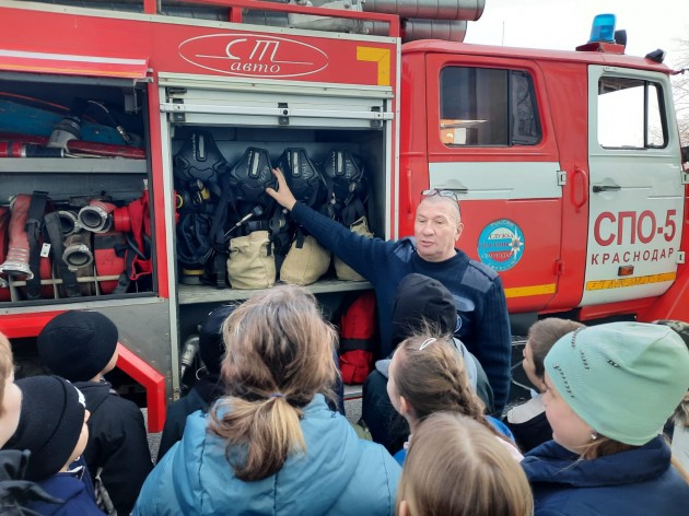 В образовательных организациях проводятся  дополнительные занятия по безопасности
