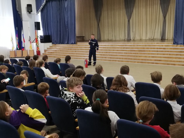 В образовательных организациях проводятся  дополнительные занятия по безопасности