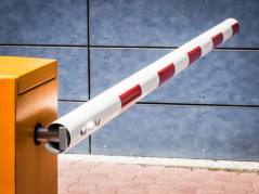 В Краснодаре начата  тестовая эксплуатация пилотного проекта  «Умный шлагбаум» для экстренных оперативных служб 