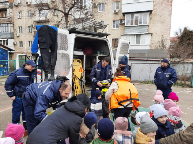 Проведено занятие по безопасности с детьми  детского дошкольного учреждения № 128