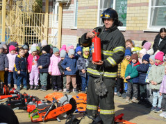 ОТКРЫТЫЙ УРОК ПО ОСНОВАМ БЕЗОПАСНОСТИ В ДЕТСКОМ САДУ № 193