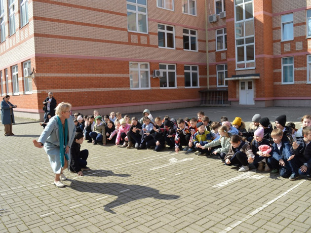 ОТКРЫТЫЙ УРОК ПО ОСНОВАМ БЕЗОПАСНОСТИ В МАОУ СОШ № 101