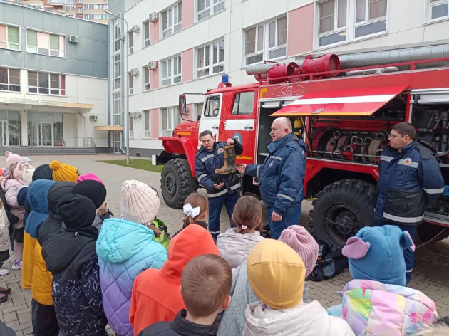 ЗА БЕЗОПАСНОСТЬ ШКОЛЬНЫХ КАНИКУЛ!